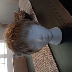 Super cute Aspen wig!